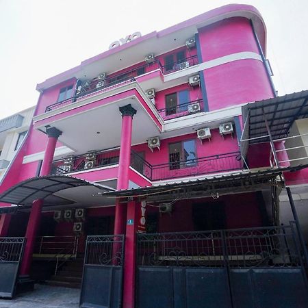 Hotel Collection O 1112 Comfitel Siwalankerto Aa4 Surabaya Esterno foto
