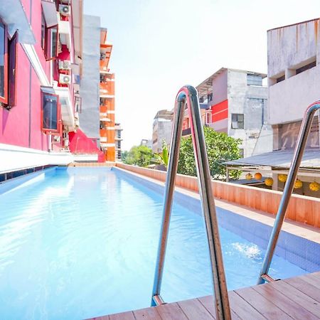 Hotel Collection O 1112 Comfitel Siwalankerto Aa4 Surabaya Esterno foto