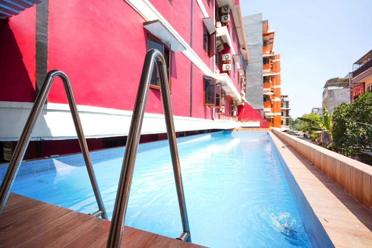 Hotel Collection O 1112 Comfitel Siwalankerto Aa4 Surabaya Esterno foto