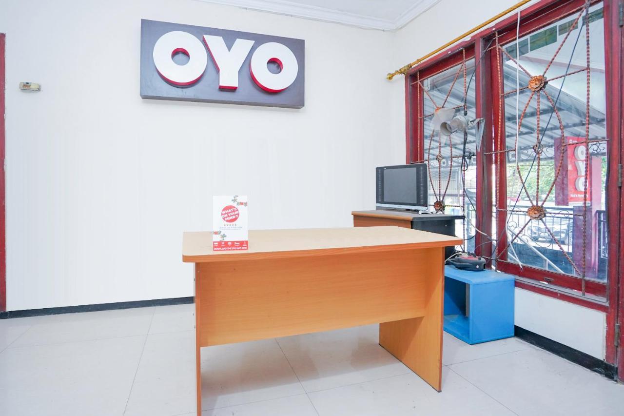 Hotel Collection O 1112 Comfitel Siwalankerto Aa4 Surabaya Esterno foto