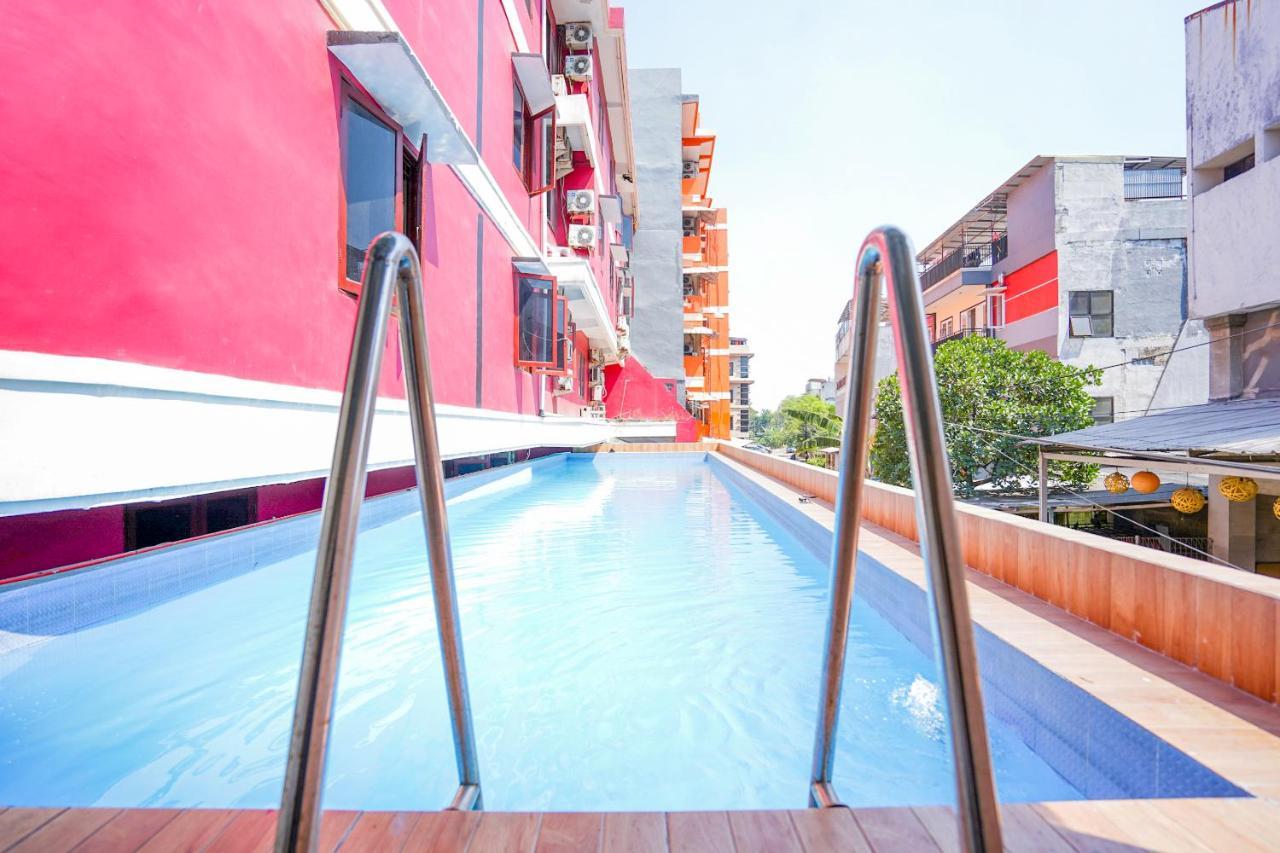 Hotel Collection O 1112 Comfitel Siwalankerto Aa4 Surabaya Esterno foto
