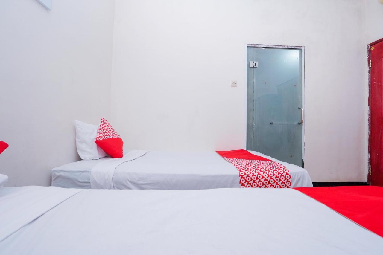 Hotel Collection O 1112 Comfitel Siwalankerto Aa4 Surabaya Esterno foto