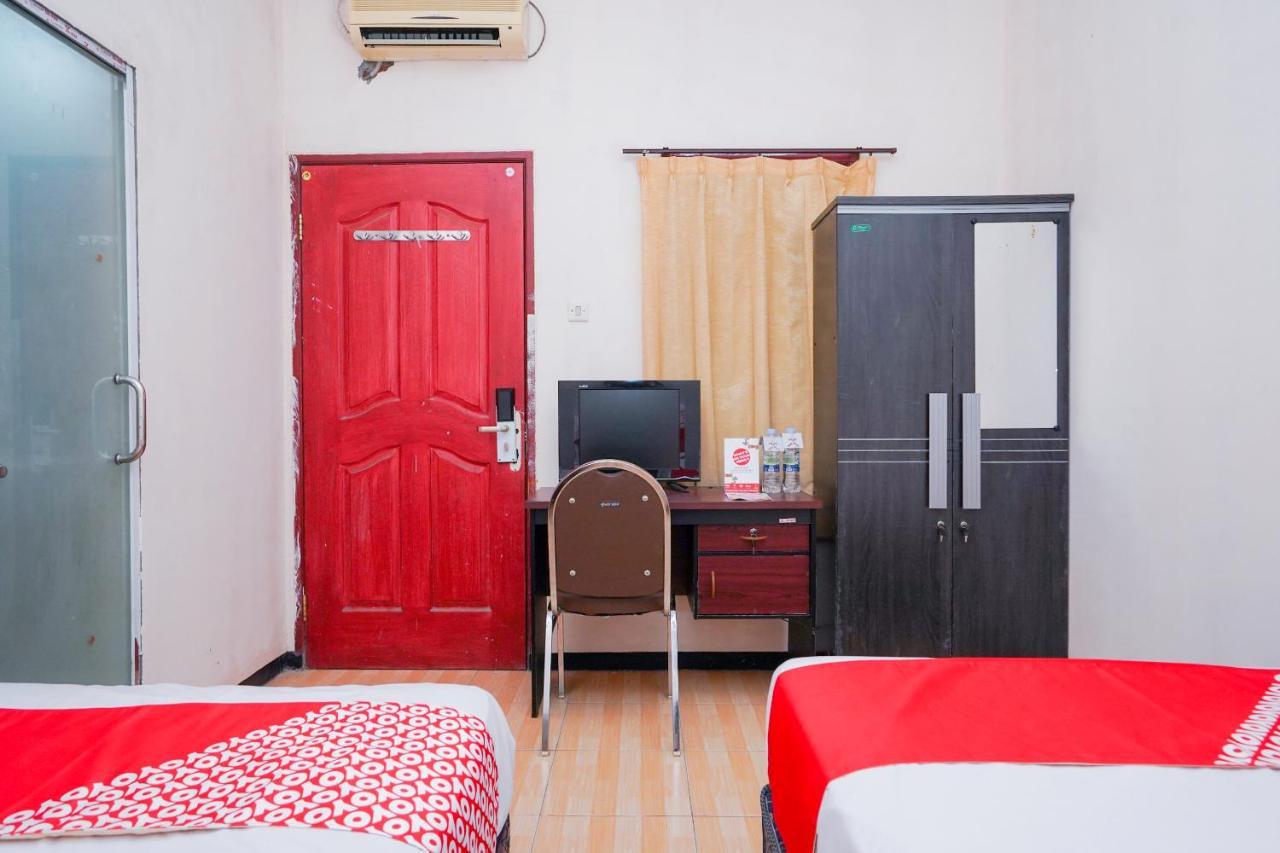 Hotel Collection O 1112 Comfitel Siwalankerto Aa4 Surabaya Esterno foto